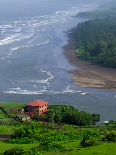 Harnai Beach
