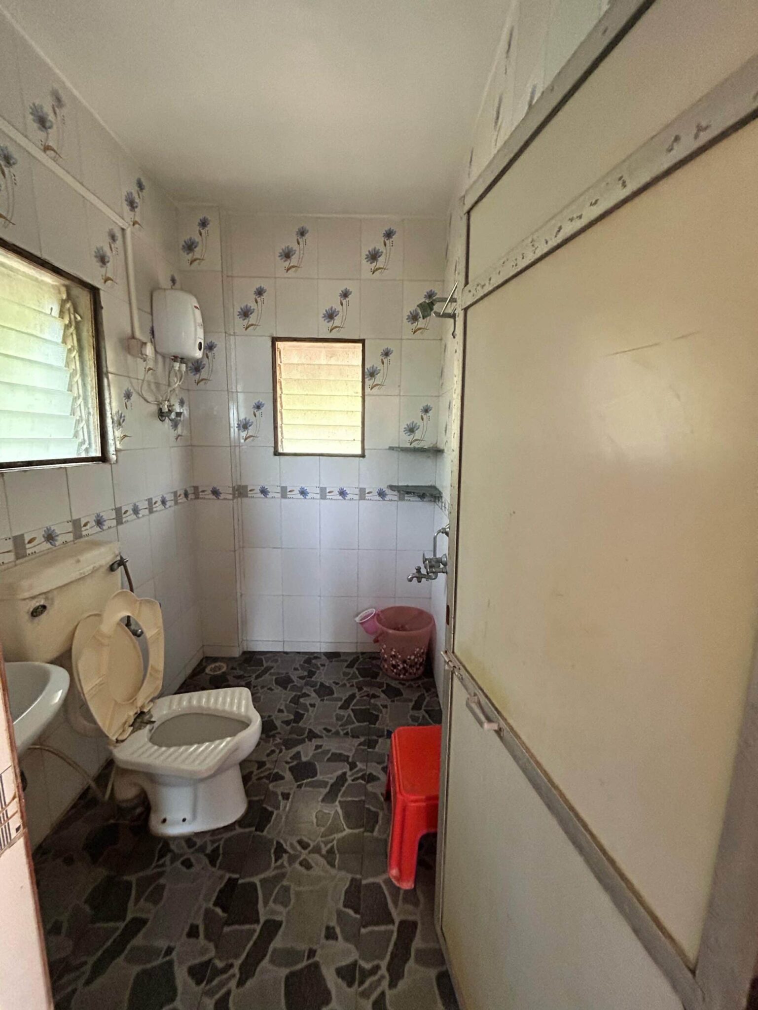 WhatsApp Image 2025-03-28 at 23.28.55_49df30bf